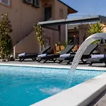 Awesome Home In Kastel Stari *