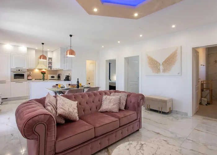 Ferienhaus Cozy In Kastel Stari