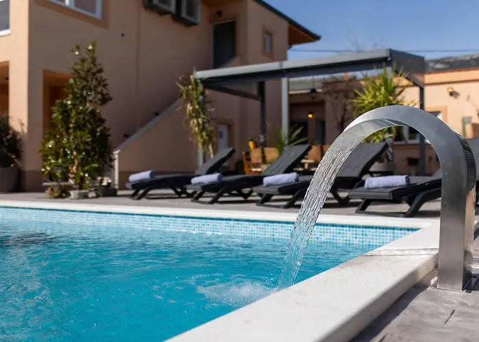 Cozy In Kastel Stari *